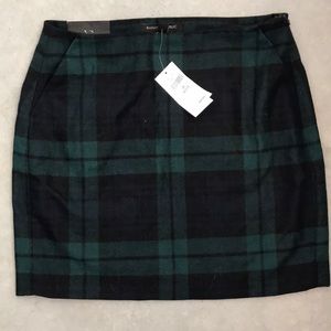 Brand new banana republic skirt